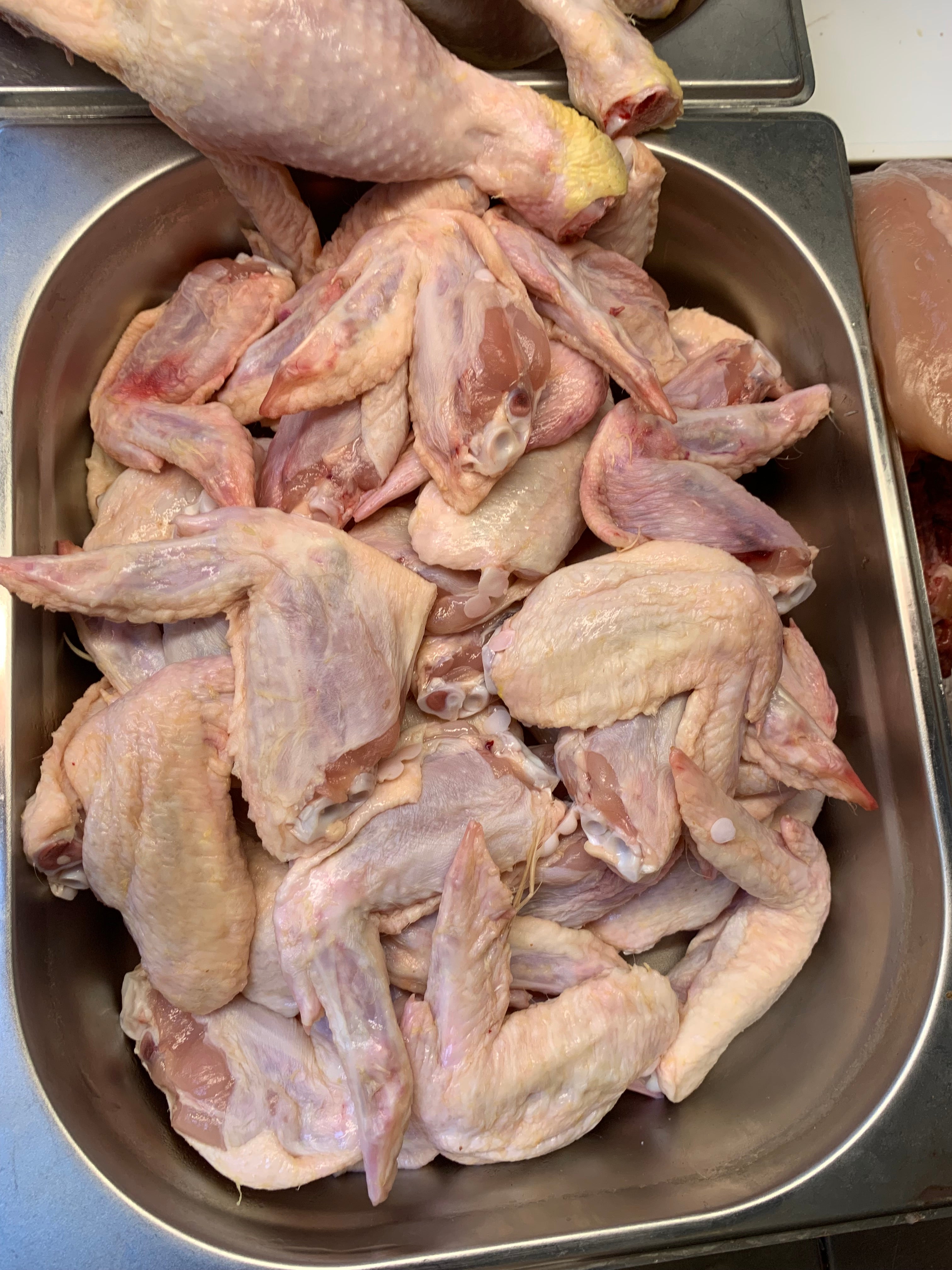 Chicken Wings with Skin 1kg Flats